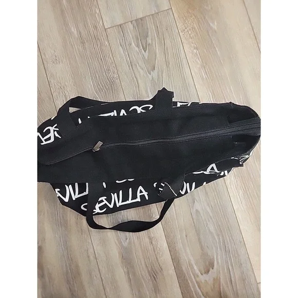 Robin Ruth Sevilla Tote Bag Zipper Closure Black Red Med - Picture 10 of 14